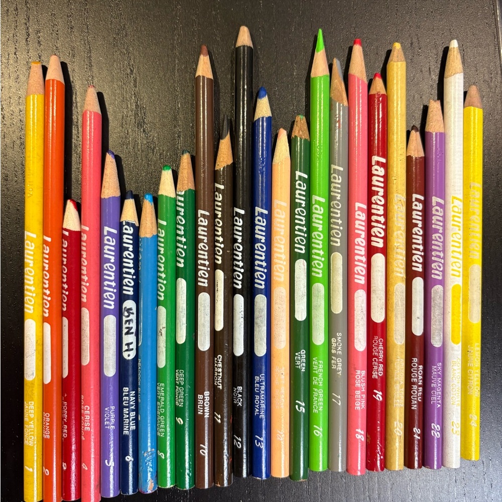 Laurentien Pencil Crayons set of 24